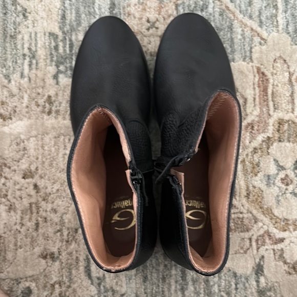 Gallucci Black Textured Leather Boots - Picture 5 of 6